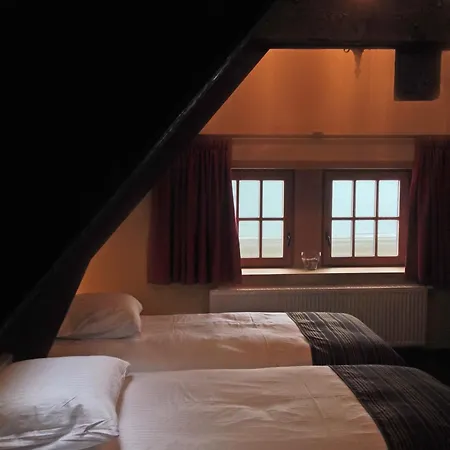 Hotell Escale 2*