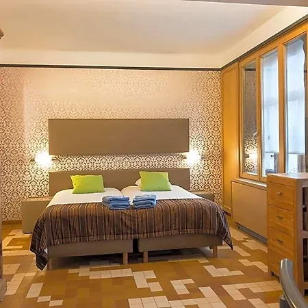 Hotel Escale