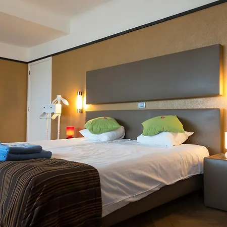 Escale Hotell 2*