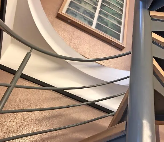 埃斯卡尔别墅酒店 2* 德帕内